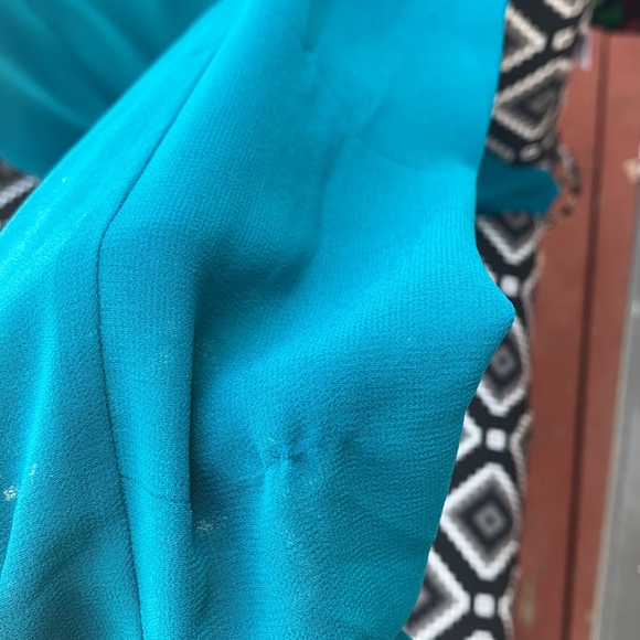 Le Chateau Blouse - Picture 4 of 6